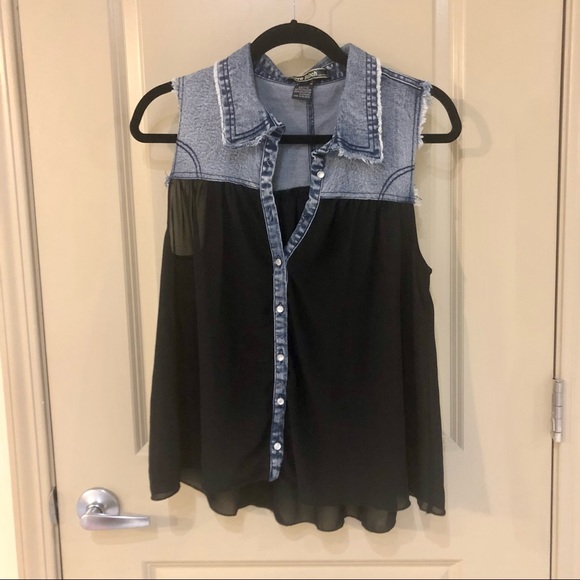 Love Stitch Black Sheet & Denim Collar Top - Picture 1 of 3
